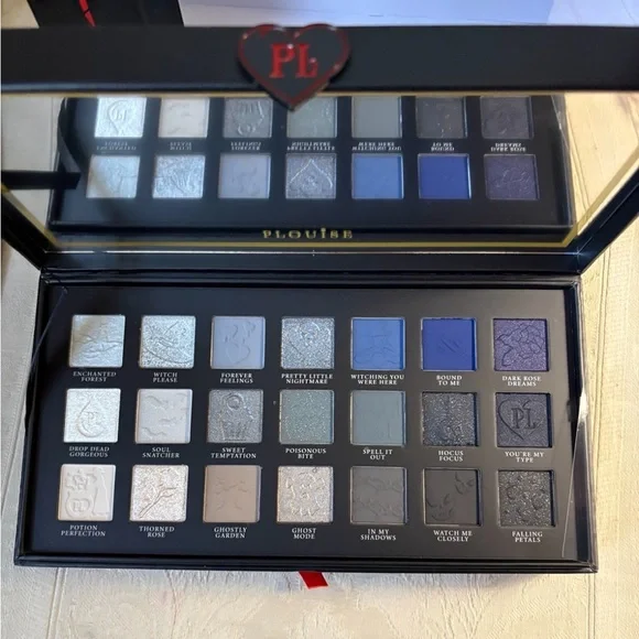 P. Louise Mystic Moonlight Eyeshadow Palette BNIB - Picture 5 of 15